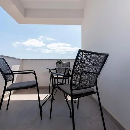 Penthouse Paola- Modern And Luxury In Zadar