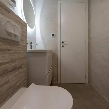 Appartamento Penthouse Paola- Modern And Luxury In Zara