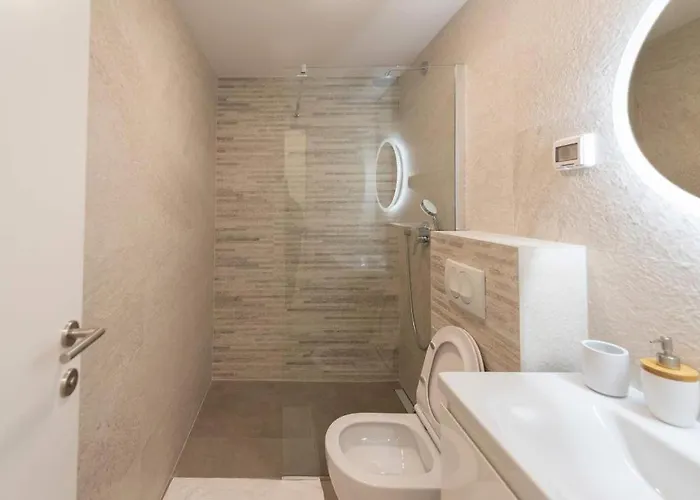 Penthouse Paola- Modern And Luxury In